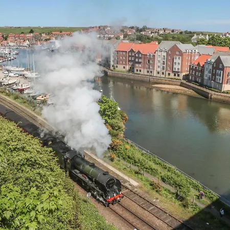 Ivy Yard * Whitby